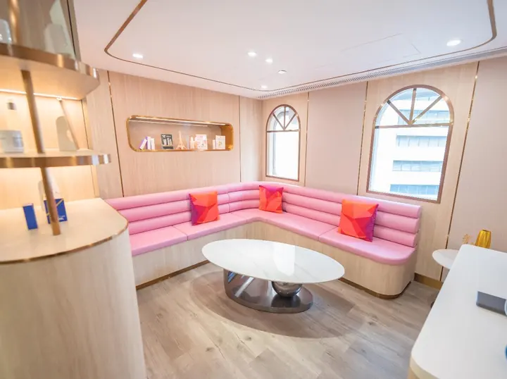 Fusion Skin & Health Medical Centre (DPC) interior fit-out at Hang Lung Centre, Causeway Bay by IPL – photo 2