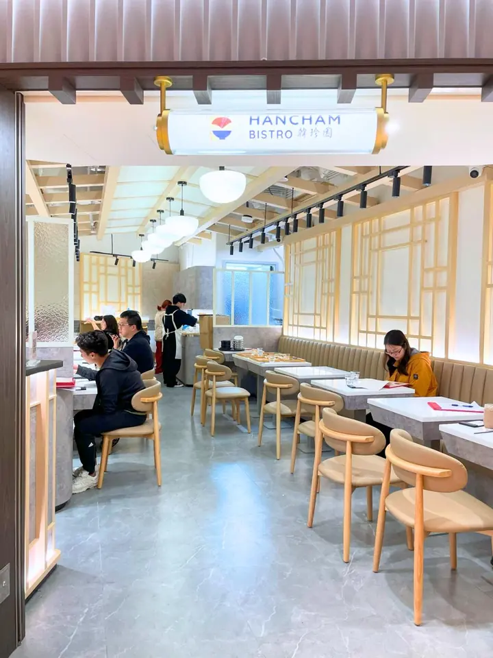 韓珍園 室內裝修工程,V City, Tuen Mun – IPL 項目相片 1
