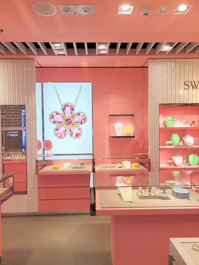 SWAROVSKI Shop 室內裝修工程，Element, West Kowloon – IPL 項目相片 3