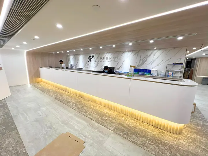 聯合醫務中心 室內裝修工程,Hang Lung Centre, Causeway Bay – IPL 項目相片 1