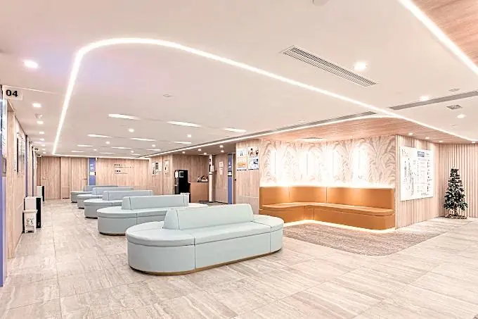 聯合醫務中心 室內裝修工程,Hang Lung Centre, Causeway Bay – IPL 項目相片 2